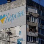 Струм зник у окупованому Херсоні: Україна посилює тиск на Крим