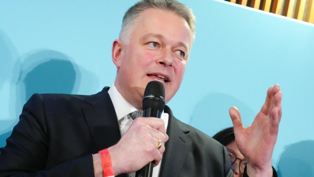 Schnieder Warns of Threat to Pharmaceutical Research in Germany