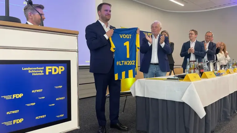 Schleswig-Holstein elects Christopher Vogt as lead candidate