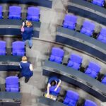 Bundestag: Zustimmung für Verzicht auf höhere Abgeordnetendiäten
