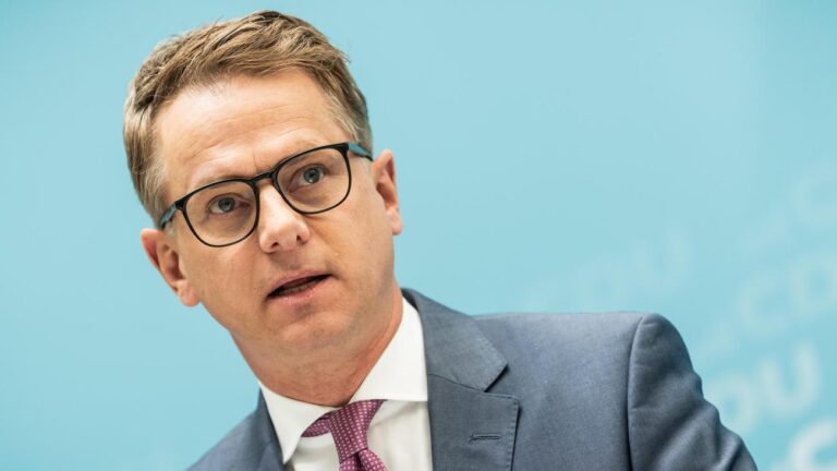 Kanzleramt lädt zu Reform-Gipfel – Koalition bremst Erwartungen