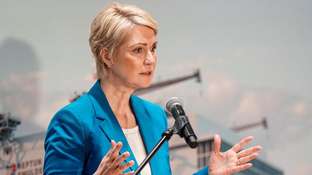 Schwesig nennt Pflegereform-Pläne der Bundesregierung unmenschlich