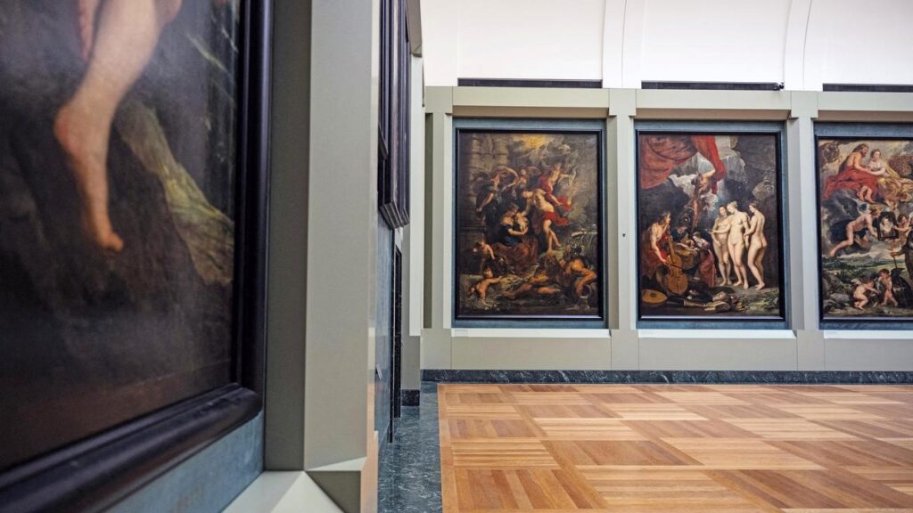 Louvre-Direktor fordert massive Investitionen für das Museum
