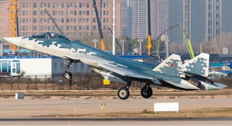 Росія змінює роль Су-57 після українських атак
