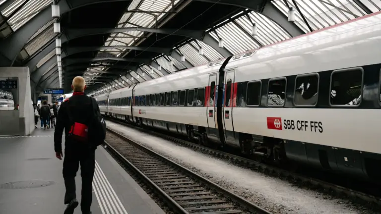 Deutsche Bahn ганьбиться відео-порівнянням з SBB
