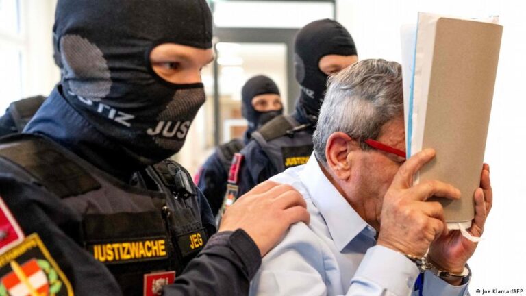 Vienna Court Convicts Two Former Syrian Officials for Torture