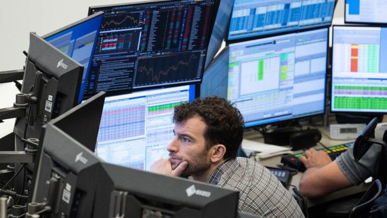 DAX стартує майже без змін попри удари США по Ірану