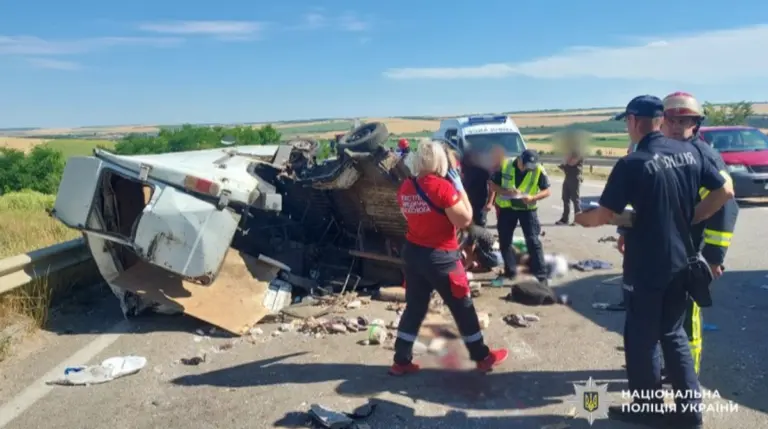 Tödlicher Unfall auf Kyiv-Odesa-Autobahn: Ein Toter und fünf Verletzte