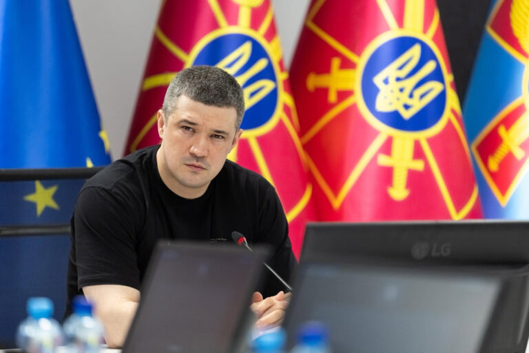 Ukraine Forces Russians to March 30 Kilometers to Front Line