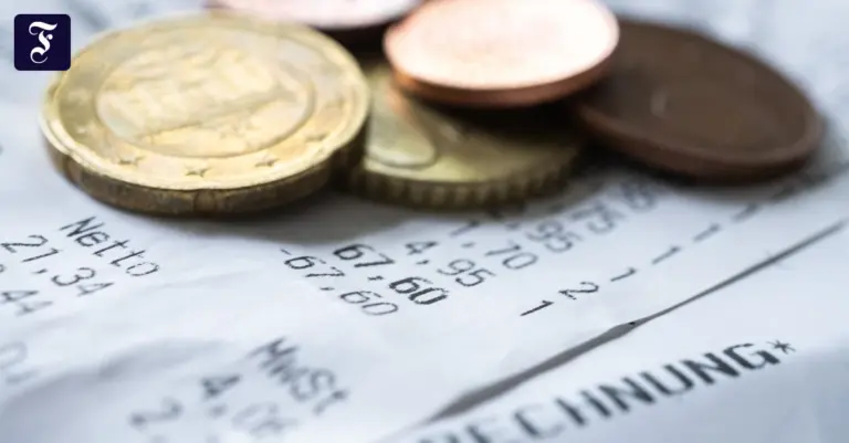 Інфляція в єврозоні впала до 2,8% у червні