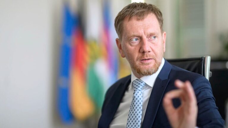 Кречмер погрожує заблокувати пенсійну реформу – Райхе виступає проти