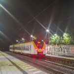 Працівника залізниці важко поранено після нападу в поїзді