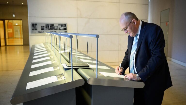 Bundestag führt Chip-Ausweise für digitale Anwesenheitserfassung ein
