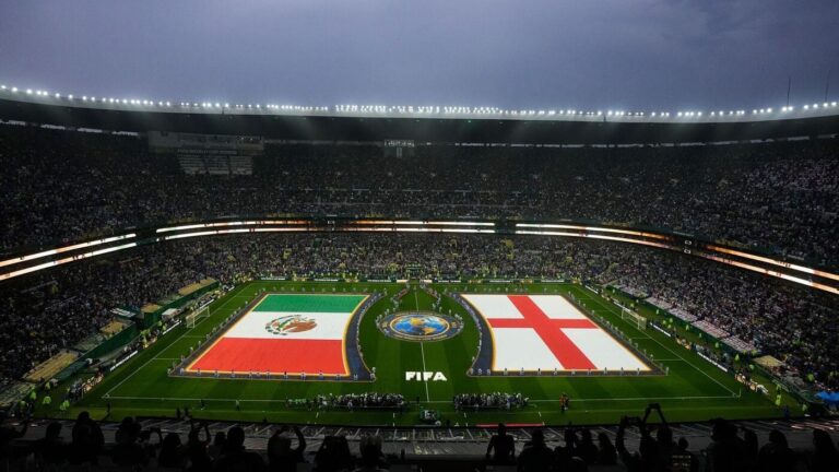Englands Premier kämpfte um WM-Anstoßzeit gegen Mexiko