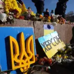 Russischer Drohnenangriff auf Minibus in Cherson: Vier Tote