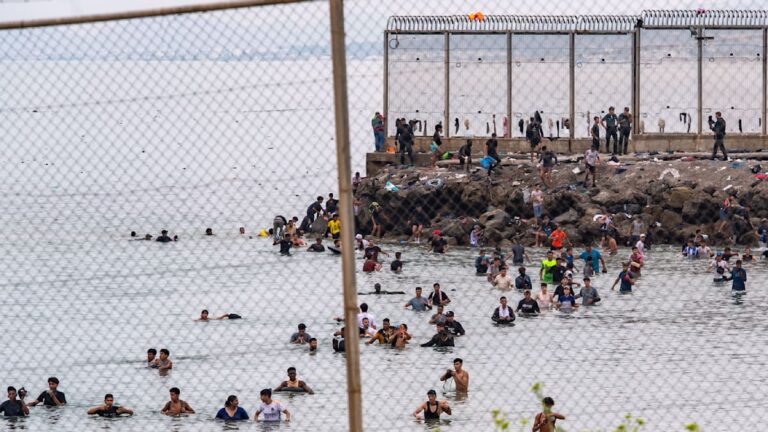 Ceuta crisis: Almost all migrants return, EU increases pressure on Spain