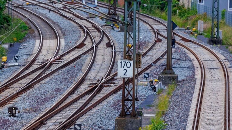 Bahnstrecke Hamburg–Berlin: Nur jeder vierte Zug pünktlich