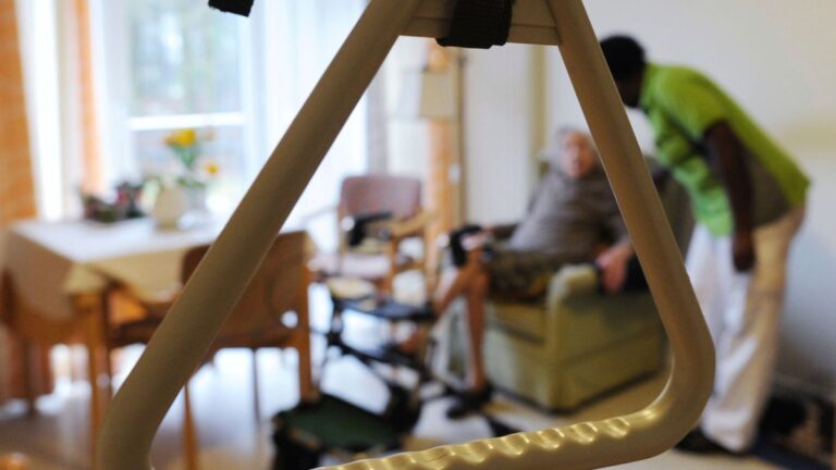 Städtetag fordert Vollversicherung in der Pflege