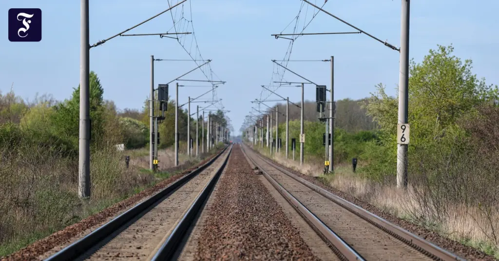 Fernverkehrsgarantie der Grünen: Realitätsfern, aber ein Anfang
