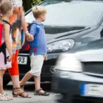 ADAC: Jeder dritte Zebrastreifen an Grundschulen unsicher