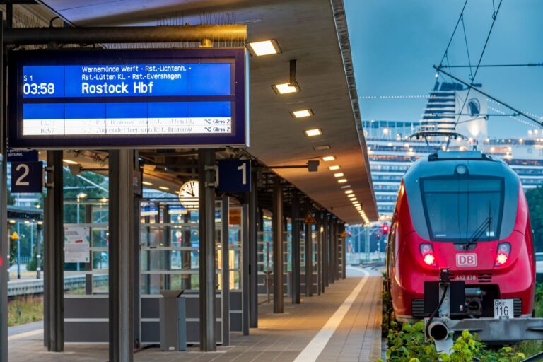 Низька вода на Рейні: Deutsche Bahn повертає старі вантажні вагони