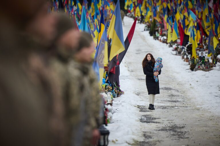 25 Tote bei russischem Angriff auf Ukraine, Selenskyj warnt vor Normalisierung
