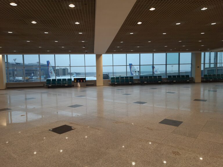 Drone attack paralyses Moscow airports, over 300 flights delayed