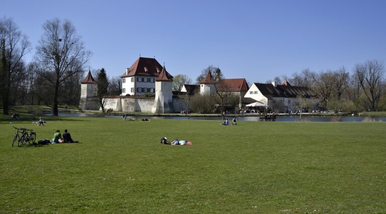 Замок Blutenburg: виставка для дітей, вхід вільний