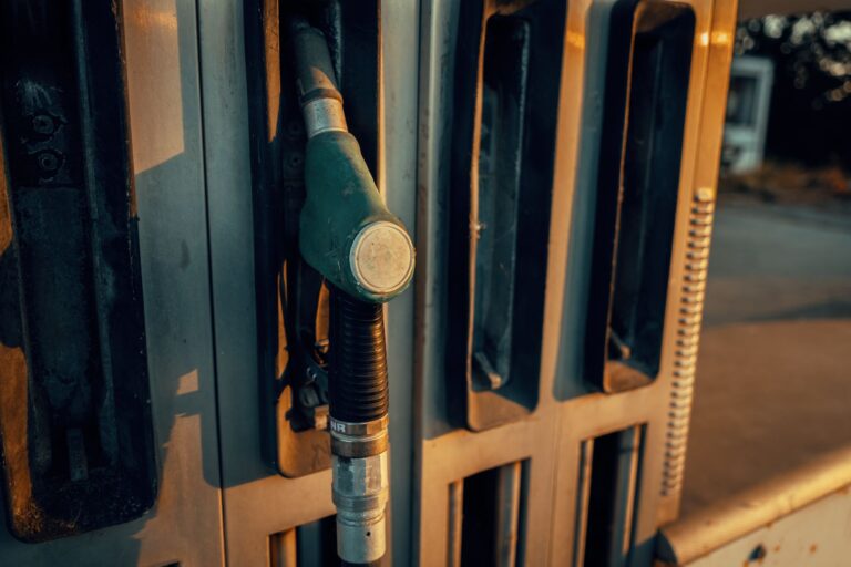 Diesel deal: Berlin keeps sanctions, German pumps barely affected