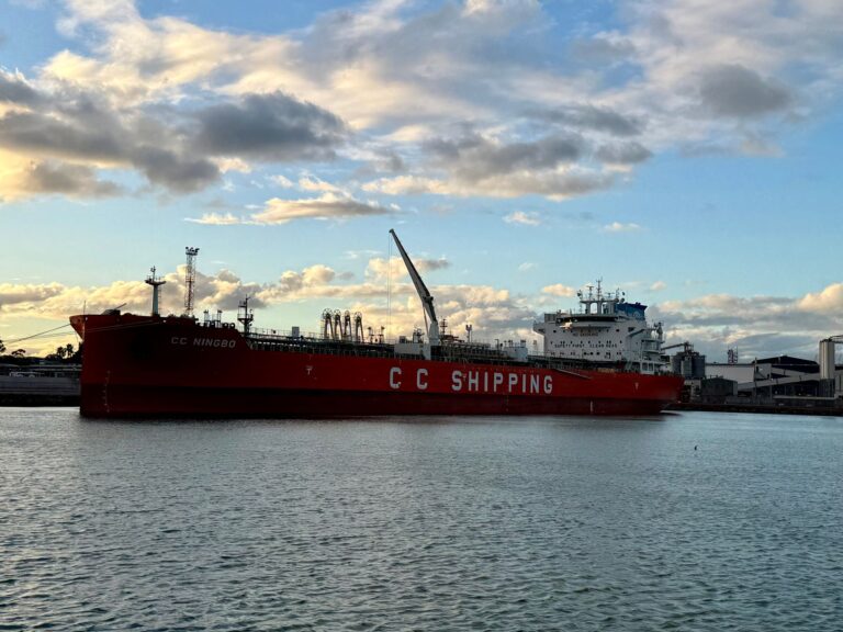 UK Sanctions Russia’s Shadow Fleet and Oil Giants