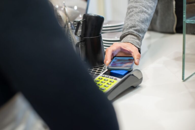 Bundestag approves digital wallet from 2027