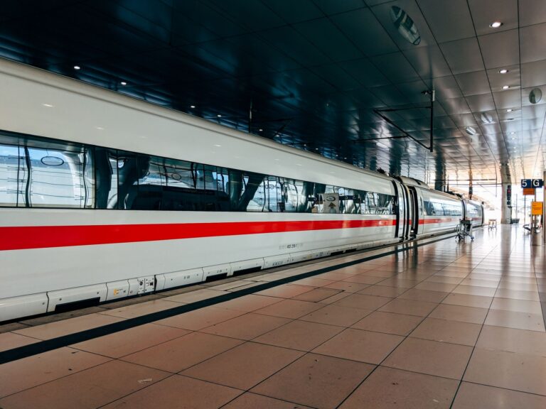 Court Overturns Network Agency Ruling on Deutsche Bahn